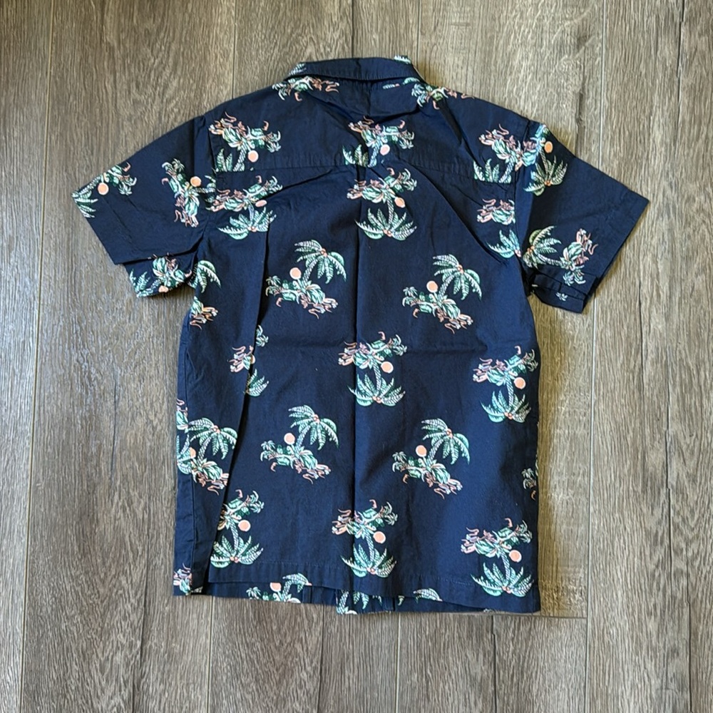 Janie and Jack Island Palm Poplin Canana Button Down Short Sleeve Shirt - Picture 8 of 8